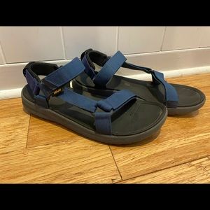 Teva sandals in great condition